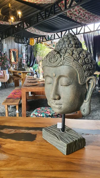 Buda Shakyamuni — Pó Di Serrage